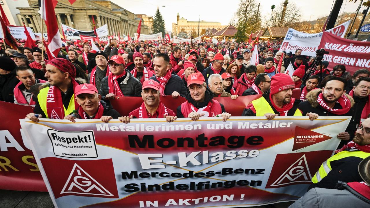 Aktionstag mit rund 15 000 Teilnehmern in Stuttgart