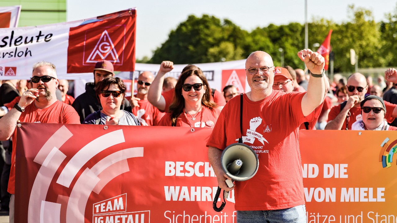 3,3 Prozent Mehr Geld In Der Metall- Und Elektroindustrie