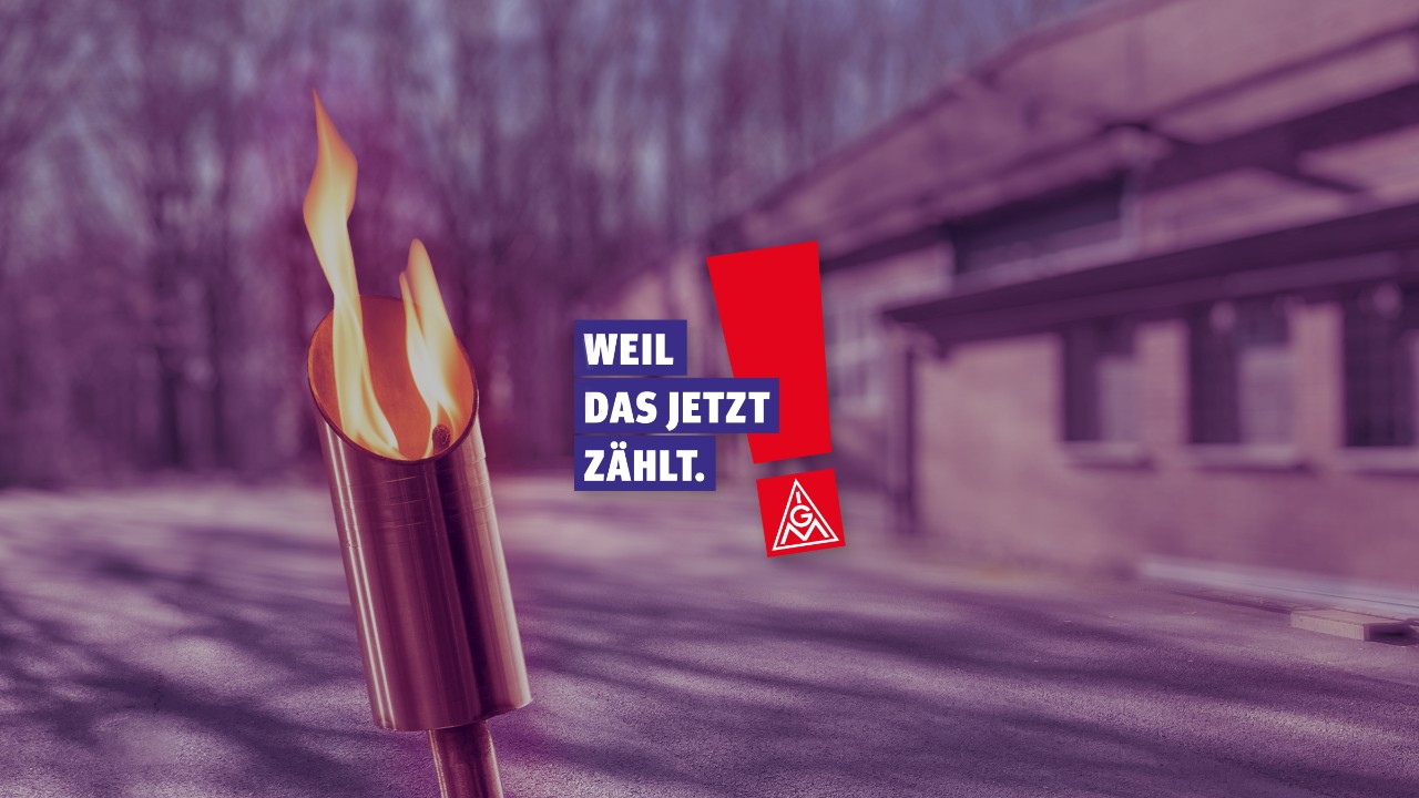 Eine Stahlfackel mit Flamme. Daneben ein Ausrufezeichen und die Worte „Weil das jetzt zählt“