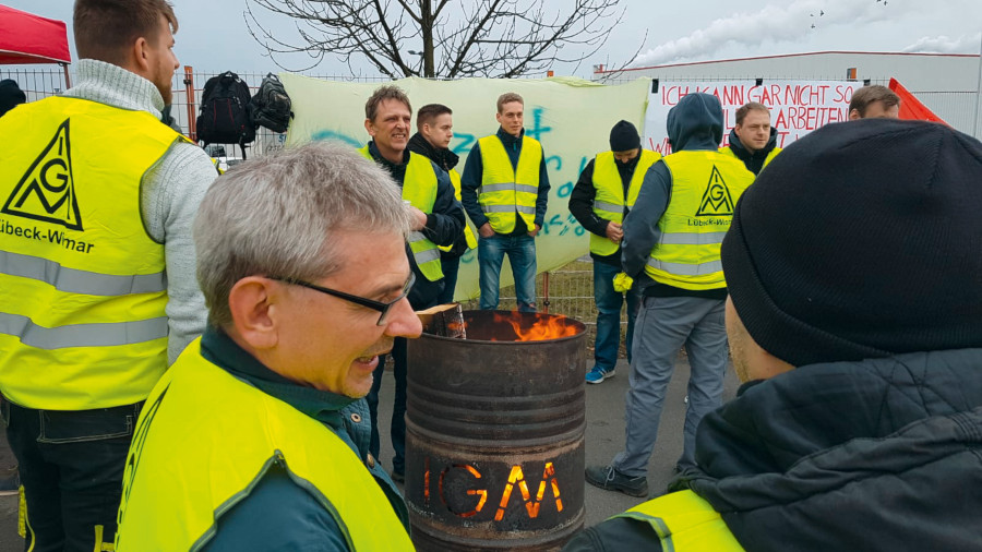 Streik_Feuertonne